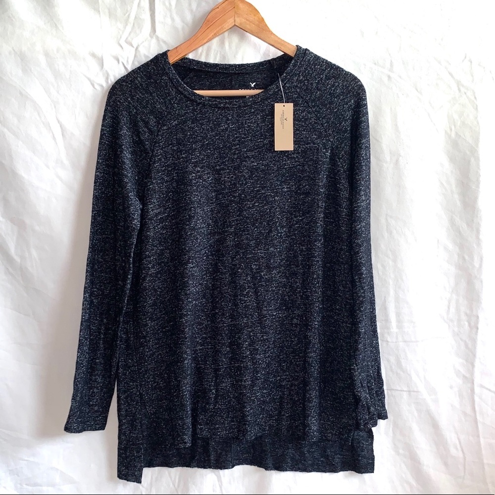 American Eagle Black/White Sweater (Brand New)